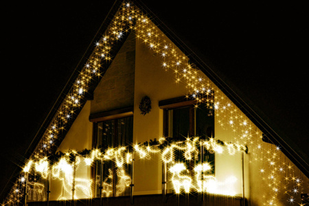 Kurtyna świetlna 300 led girlanda, lampki wewnętrzno-zewnętrzne sople biały ciepły + biały flash