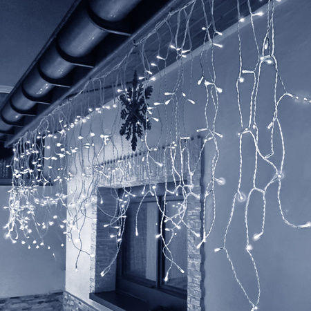 Kurtyna świetlna 1500 led girlanda, lampki wewnętrzno-zewnętrzne sople zimny biały