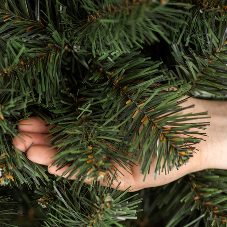 Choinka na pniu 220 cm sztuczna sosna nowoczesna gęsta jak żywa ze stojakiem i jutą