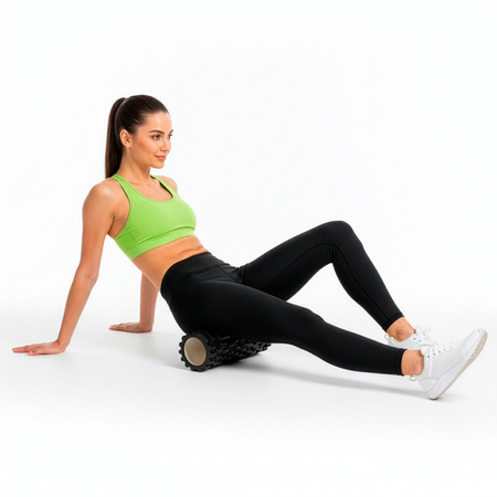 Roller fitness do masażu ciała, średnio twardy, wałek z wypustkami, czarny